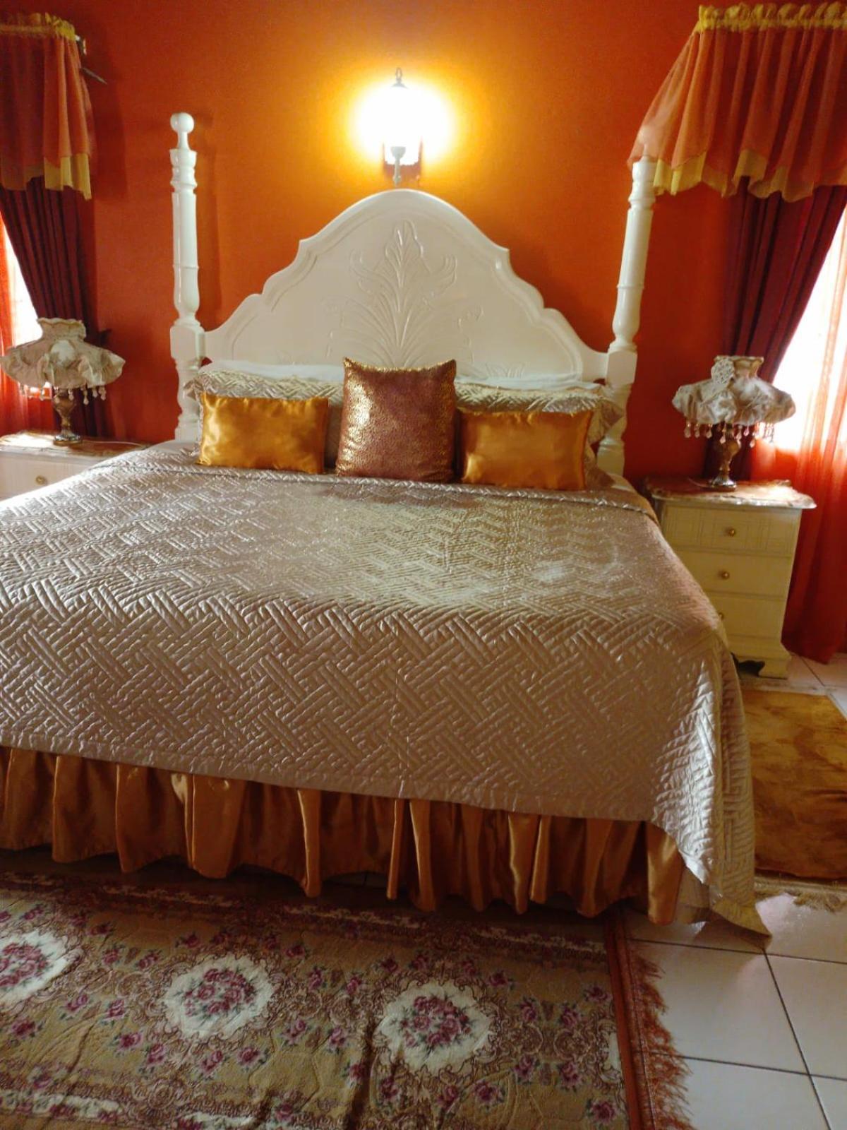 Pink Hibiscus Bed And Breakfast Montego Bay Exterior foto